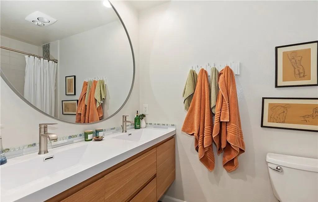 5226 Marina Pacifica Dr N - Photo 7 of 15