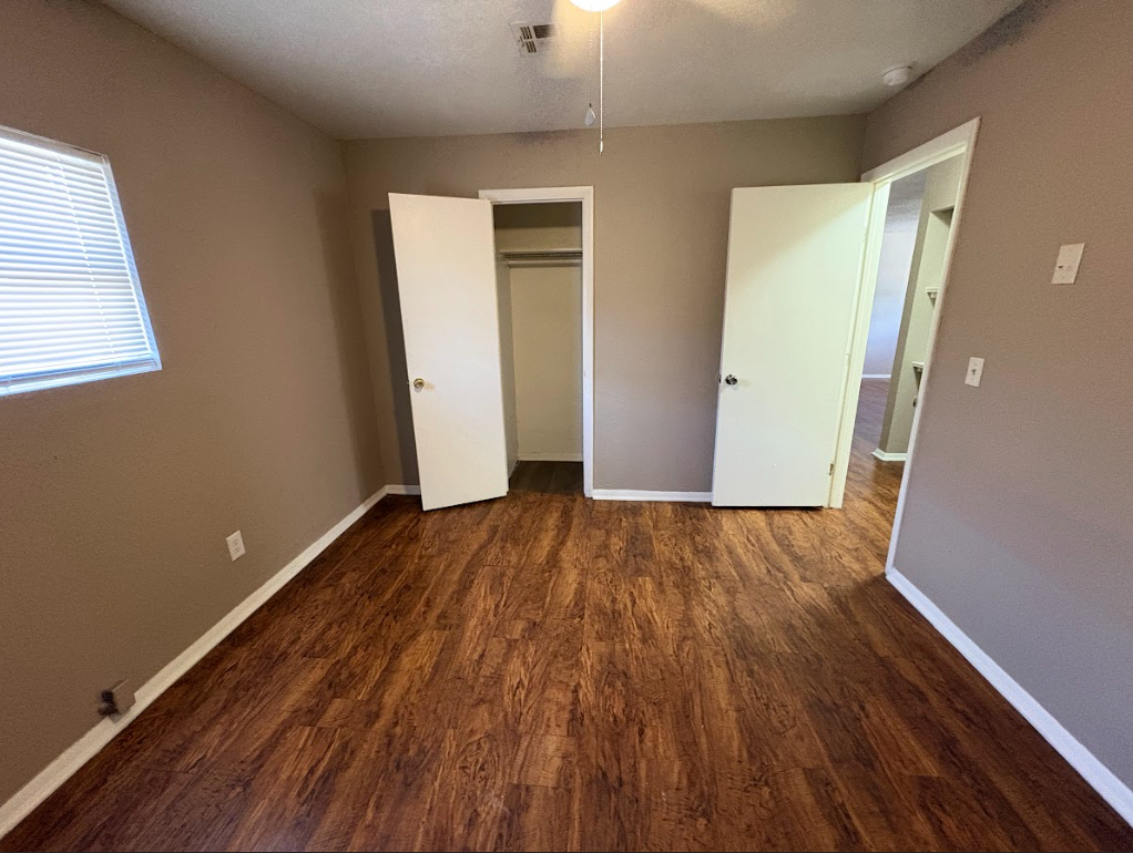 5801 Nw 33Rd St - Photo 7 of 11