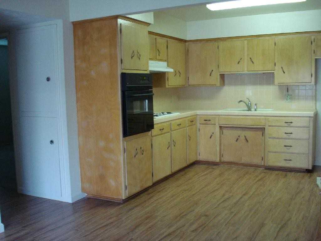 5402 Mona Way - Photo 2 of 11