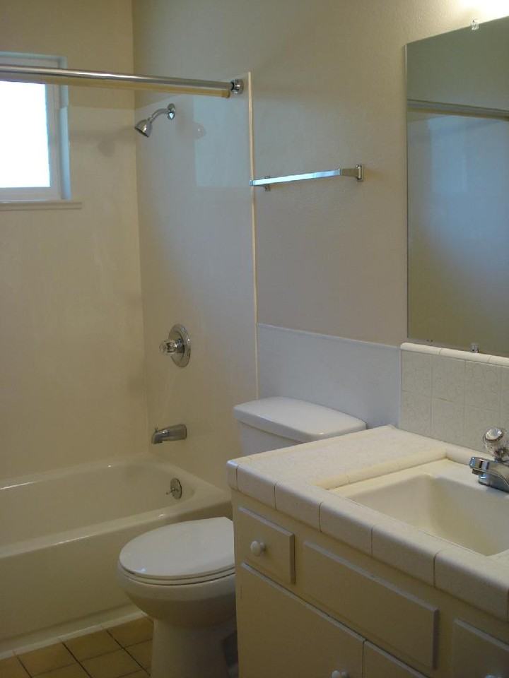 5402 Mona Way - Photo 7 of 11