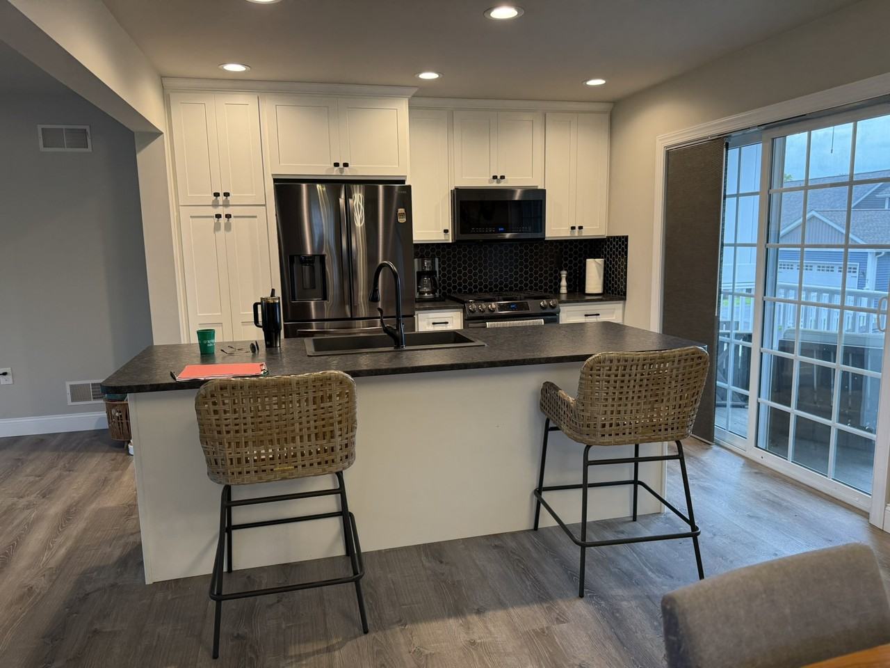 4 Pacific Blvd - Photo 4 of 20