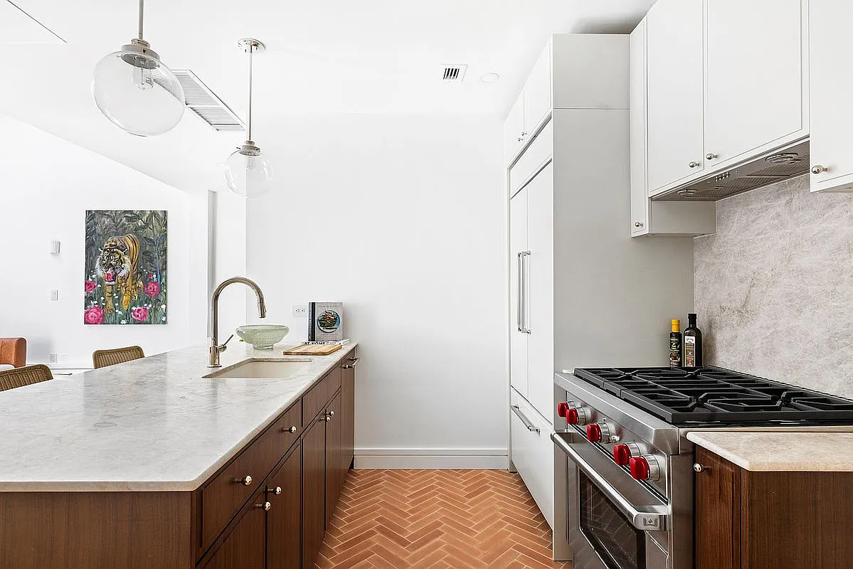 232 Adelphi St #2 - Photo 7 of 9