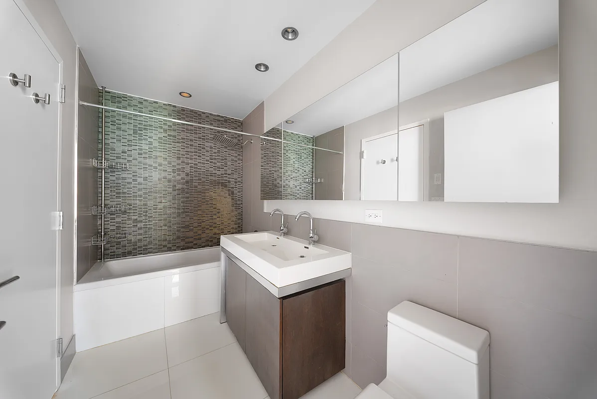 214 N 11th St - Photo 2 of 18