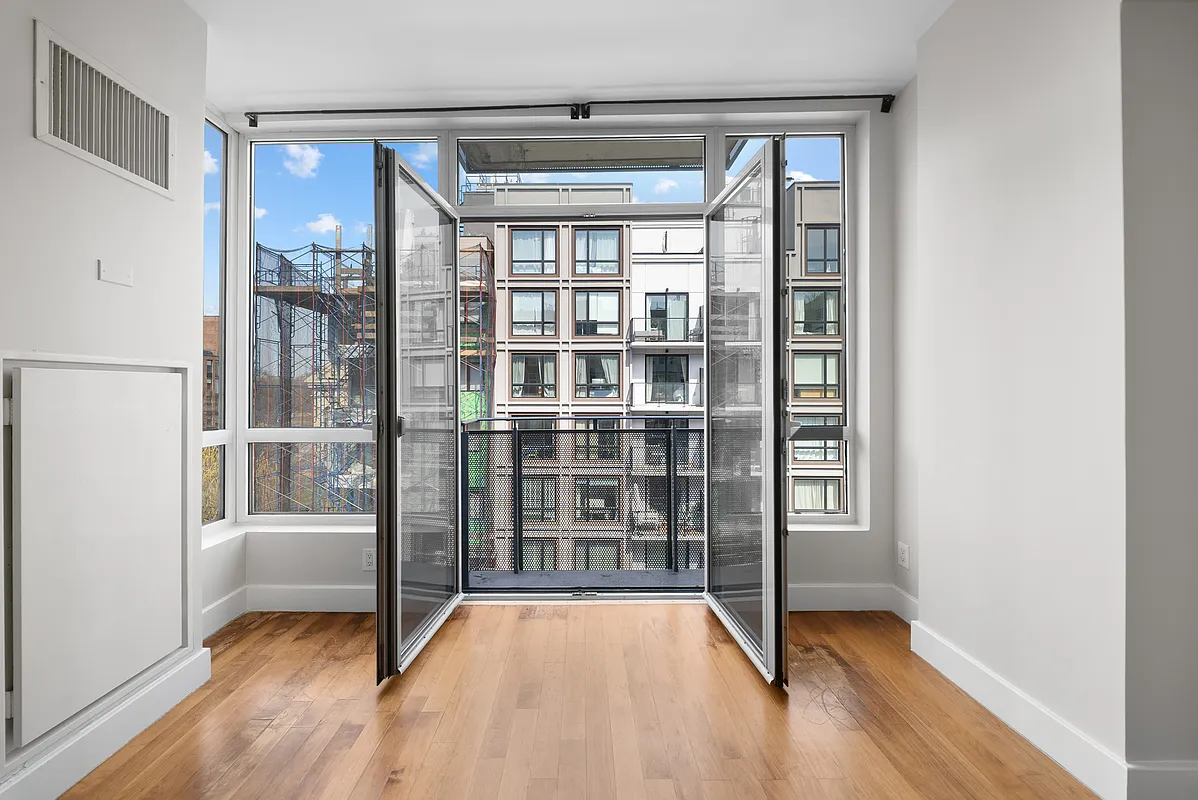 214 N 11th St - Photo 7 of 18