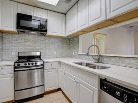 709 W 21st St #206 - Photo 1 of 1