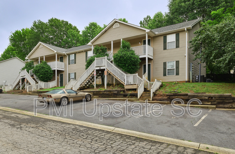 111 Charlestowne Way #C - Photo 3 of 14