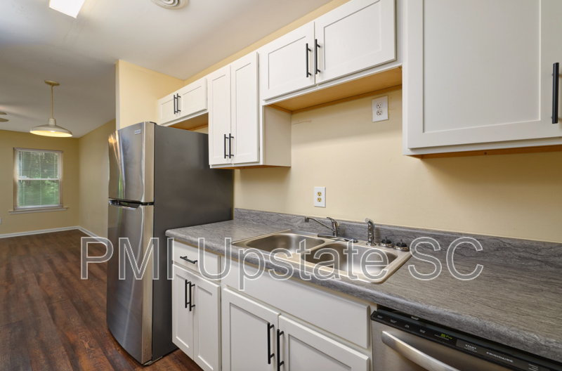 111 Charlestowne Way #C - Photo 5 of 14