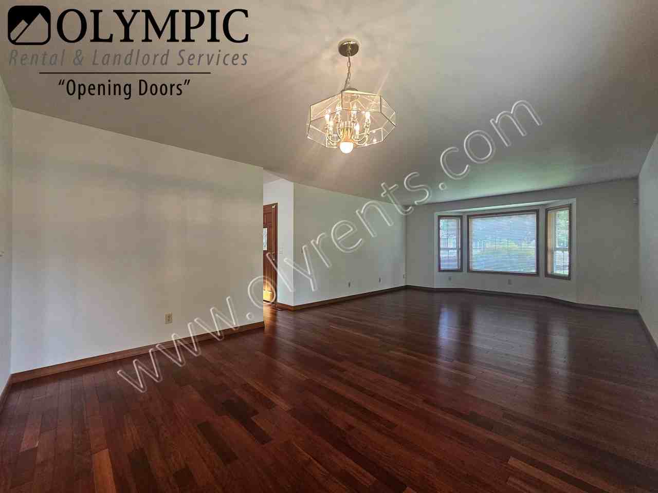 3308 41st Way Se - Photo 4 of 28