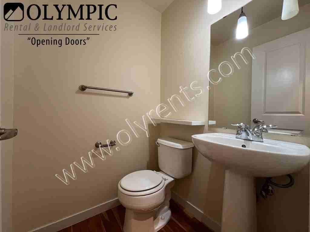 2118 Yakima Ct - Photo 7 of 17
