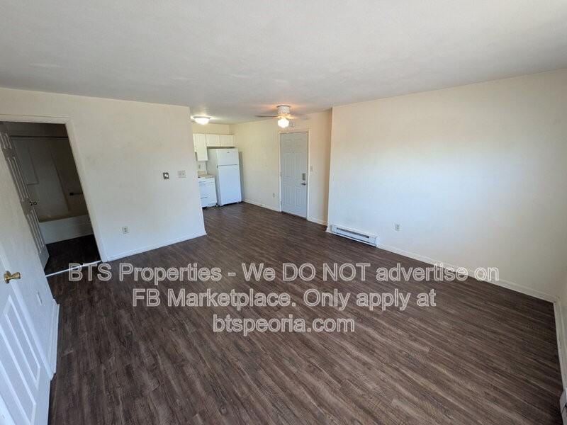 5917 W Plank Rd #3 - Photo 3 of 9