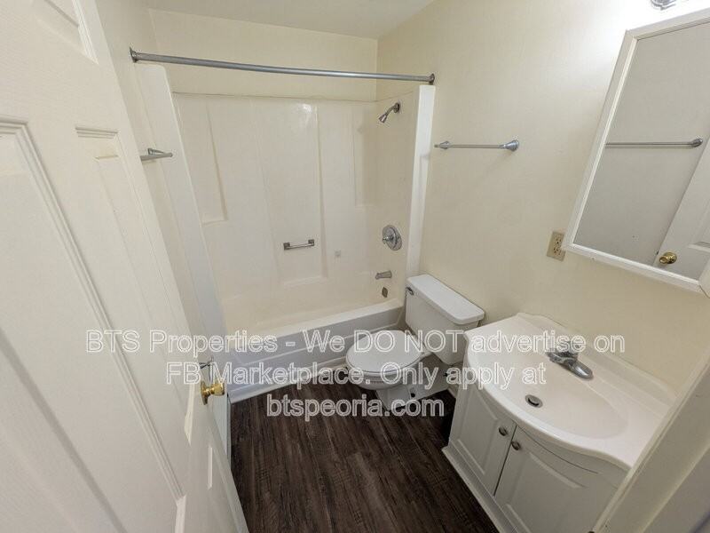 5917 W Plank Rd #3 - Photo 6 of 9