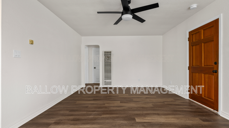 1438 F Ave - Photo 6 of 21