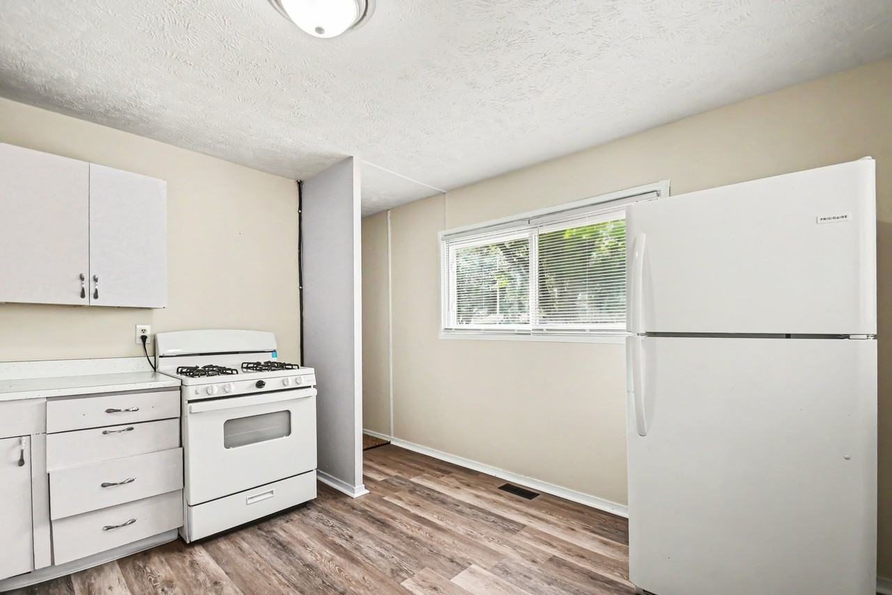 1471 E Ireland Rd - Photo 5 of 17