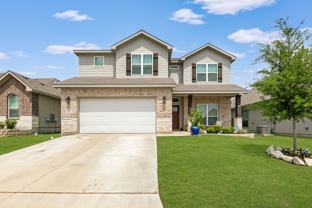 612 Pipe Creek Dr - Photo 1 of 1