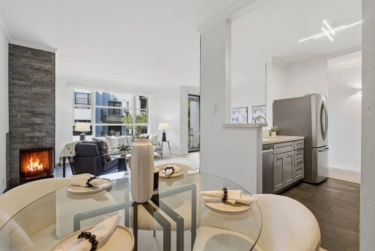 1440 Broadway #307 - Photo 6 of 10