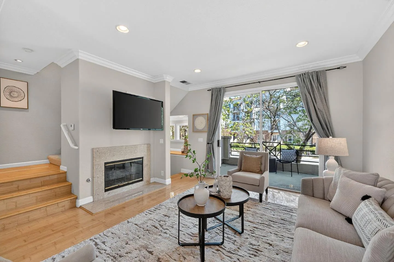 475 Milan Dr #113 - Photo 3 of 10