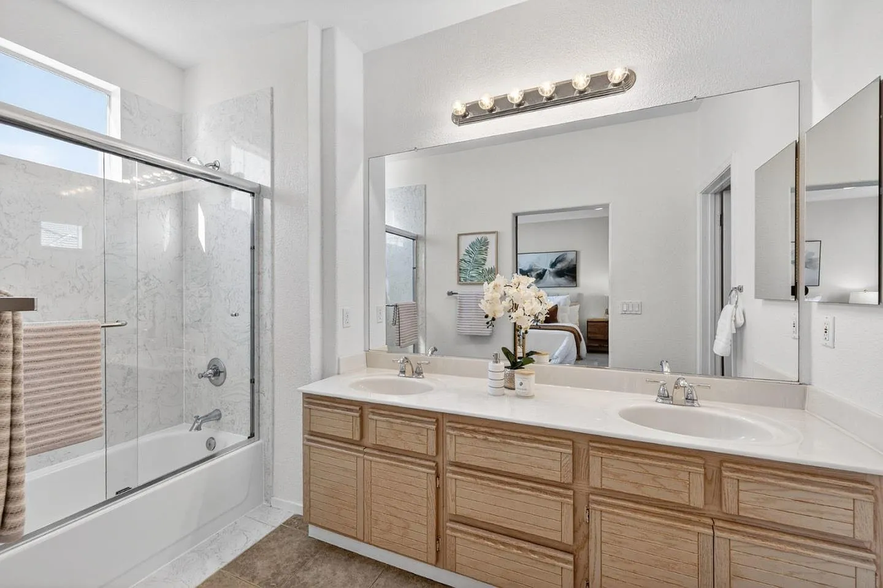 475 Milan Dr #113 - Photo 7 of 10