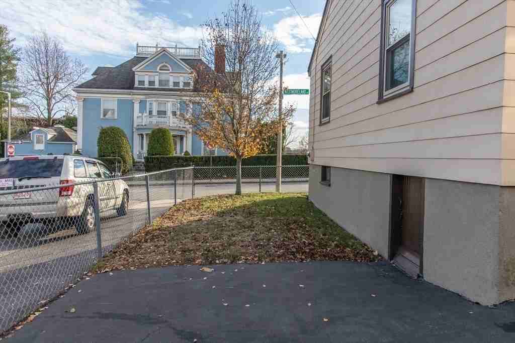 33 Westmoreland St - Photo 2 of 23