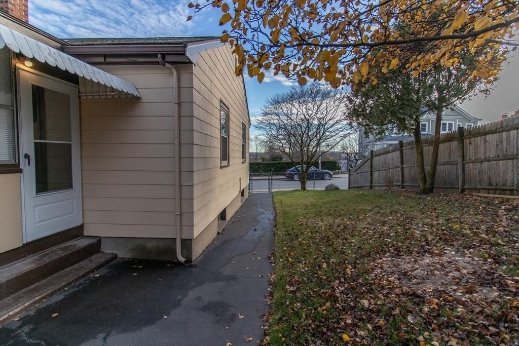 33 Westmoreland St - Photo 4 of 23