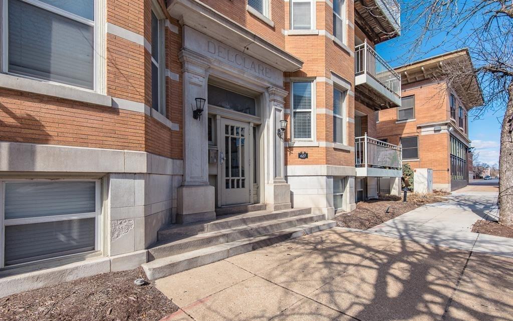 627 Clara Ave - Photo 2 of 21