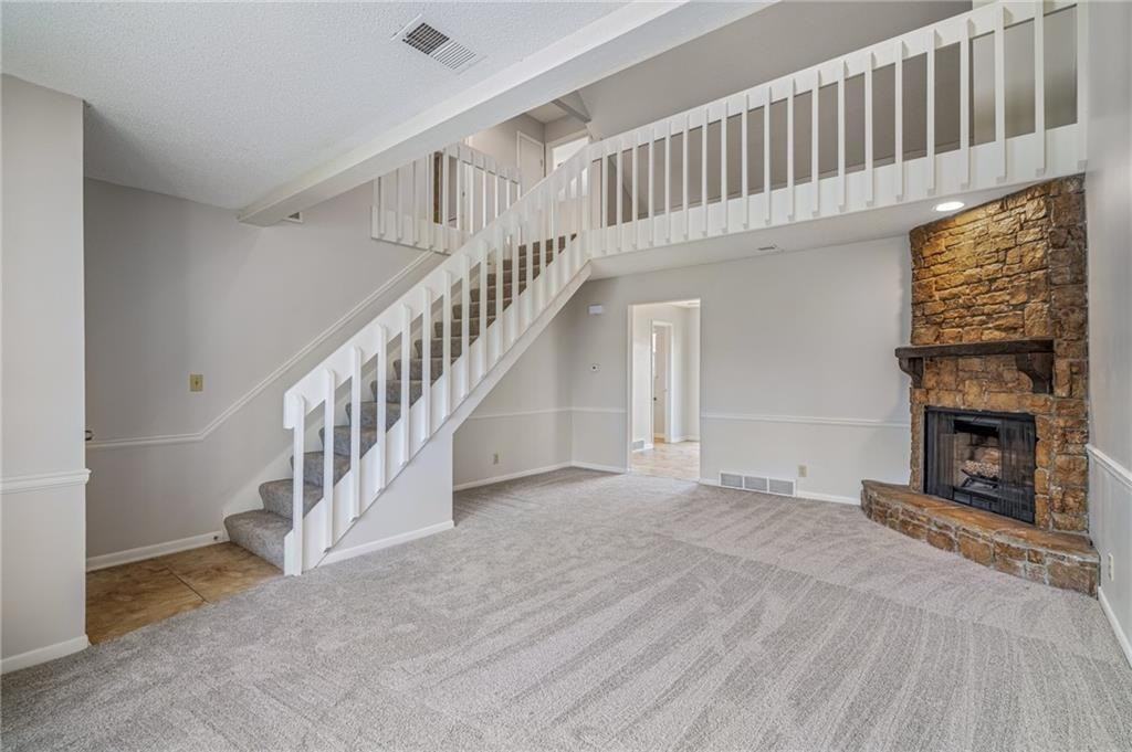 9526 W 78th St - Photo 6 of 26