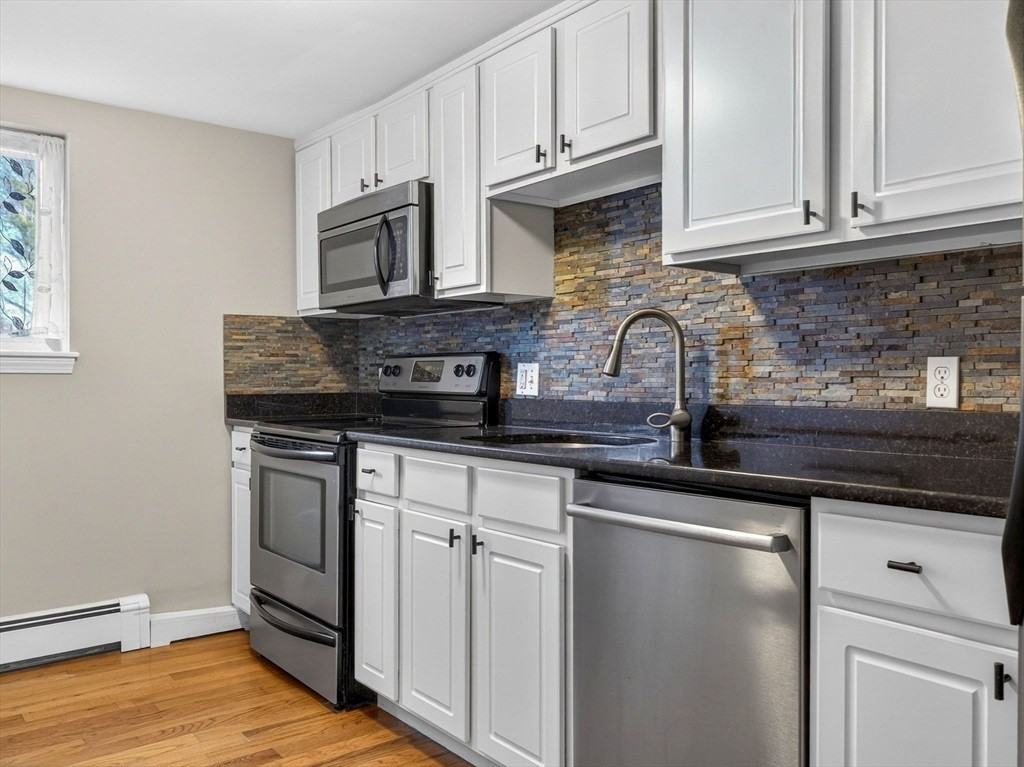 36 Westgate Rd - Photo 2 of 15