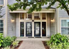 111 Biscayne Ct - Photo 1 of 1