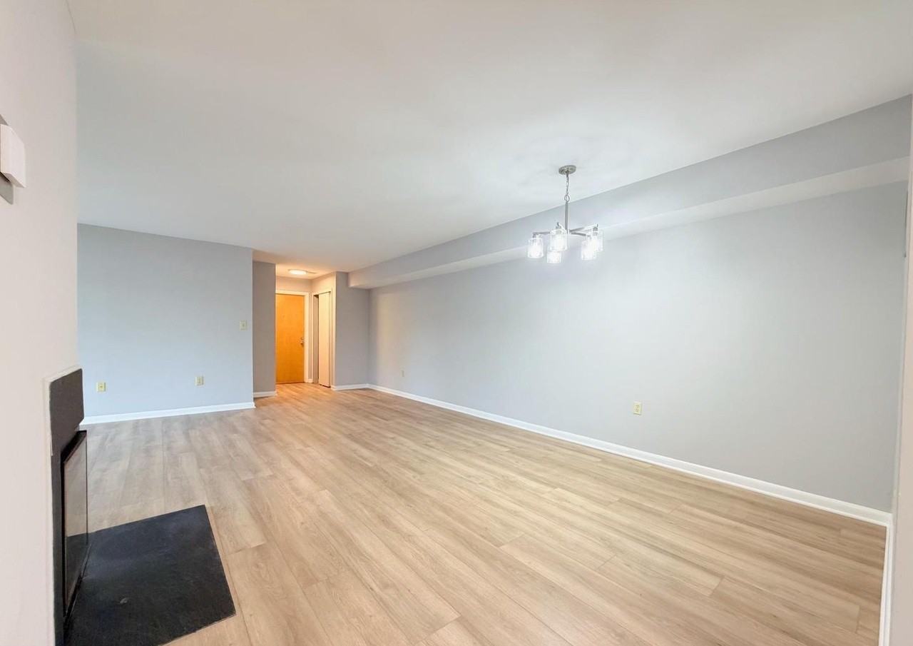 111 Biscayne Ct - Photo 4 of 23