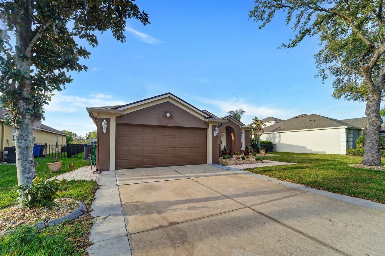 19111 Fern Meadow Loop - Photo 3 of 47