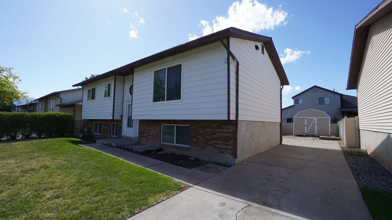 473 Ws - Photo 2 of 33