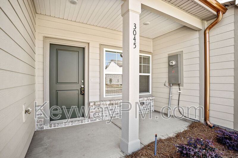 3079 Venetian Dr - Photo 3 of 27