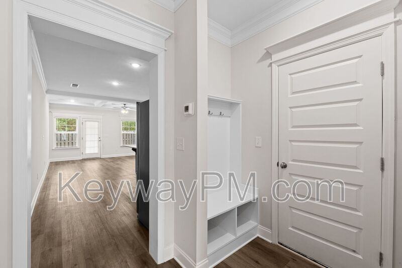 317 Sumac Trl - Photo 5 of 20