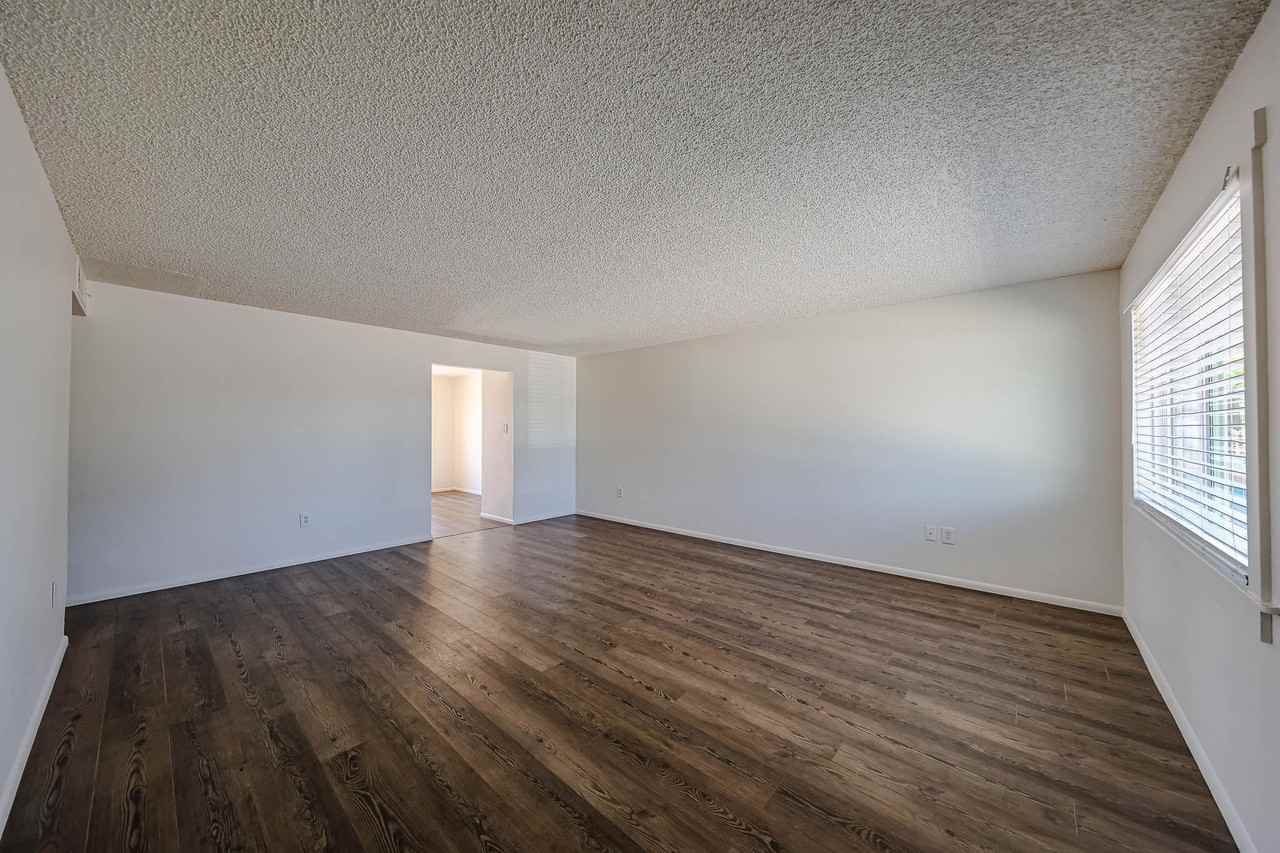 14029 N 38th Pl - Photo 3 of 30