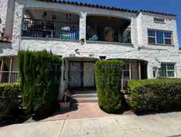 featured image of 1503 N Edison St