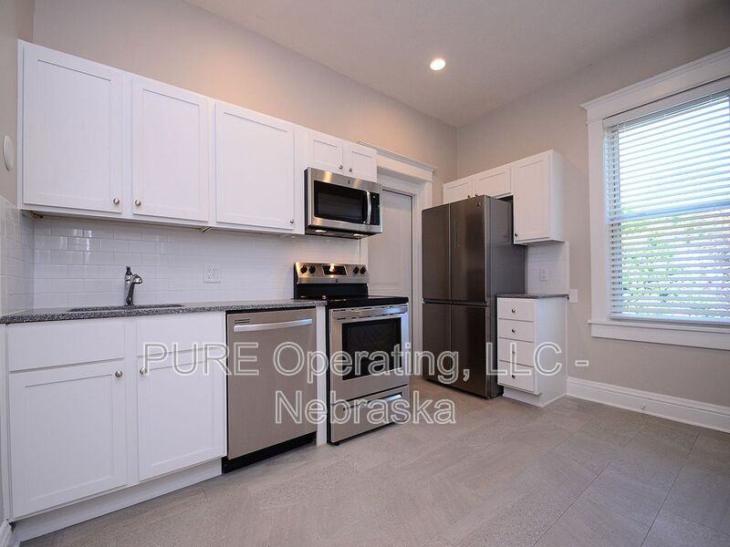 2969 Harris St #3 - Photo 5 of 21