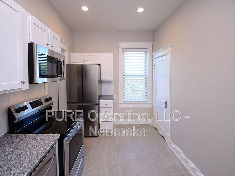 2969 Harris St #3 - Photo 6 of 21