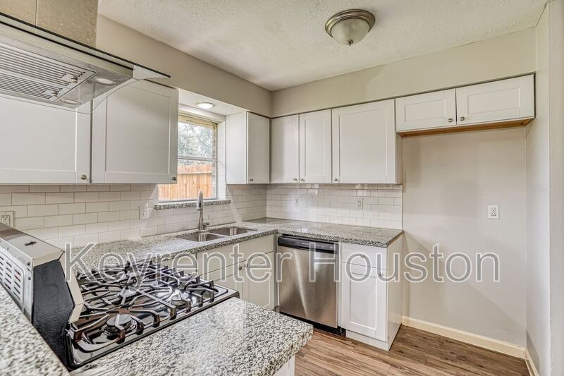 4419 Curly Oaks Dr - Photo 7 of 16