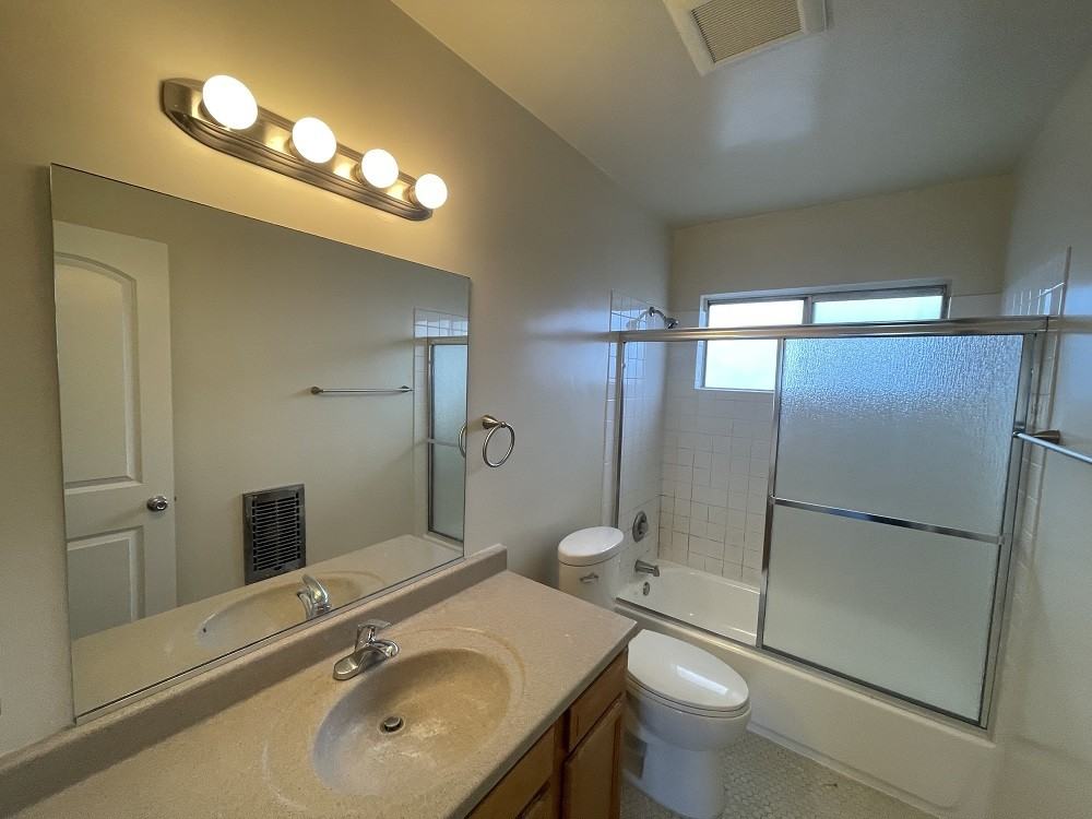 365 W Doran St #305 - Photo 5 of 7