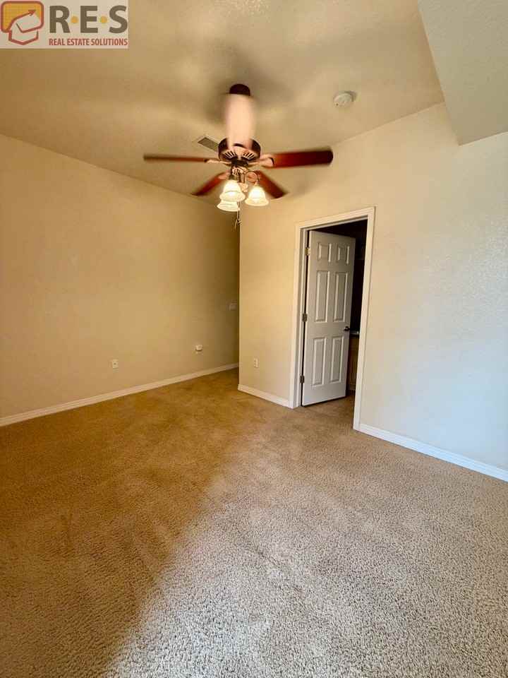 9404 Ashbury Cir #103 - Photo 6 of 17