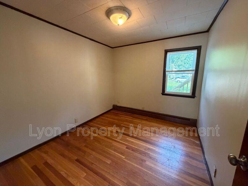 401 Broad St #403-1stFL - Photo 7 of 13