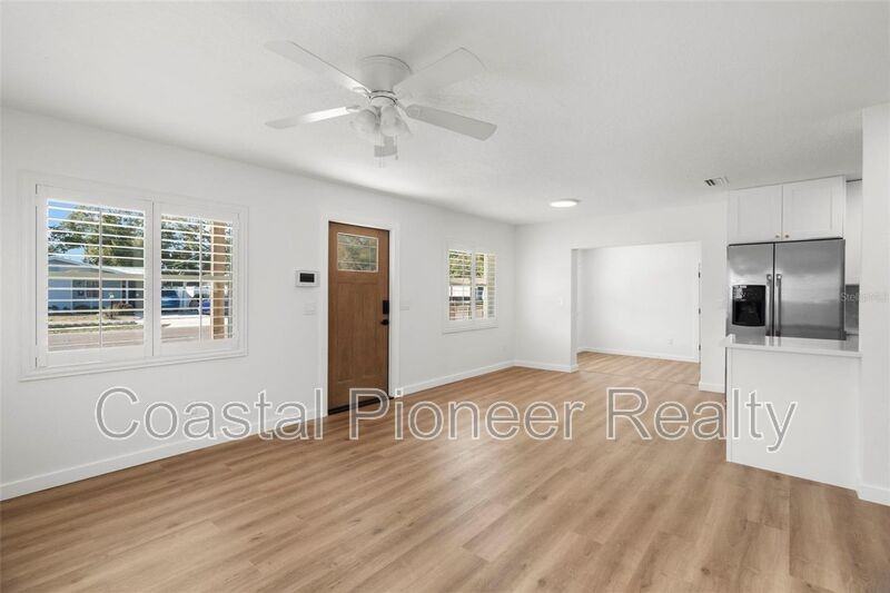 6710 S Cortez St - Photo 4 of 25