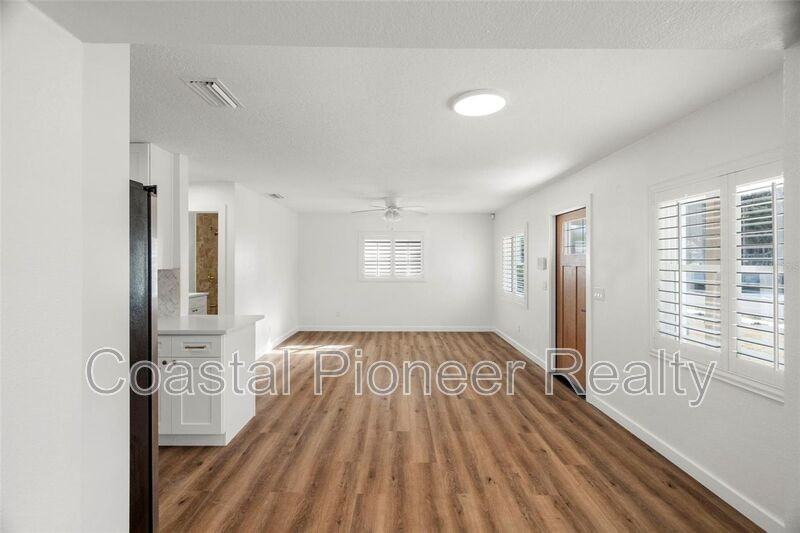 6710 S Cortez St - Photo 5 of 25