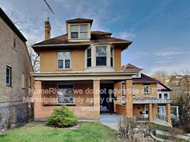 featured image of 711 Hampshire Ave