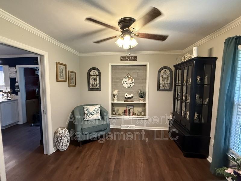 35 Curtis Dr - Photo 5 of 46