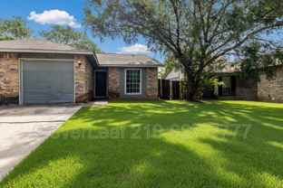 5528 Lochmoor - Photo 1 of 1