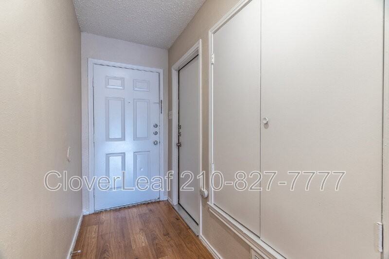 5528 Lochmoor - Photo 4 of 26