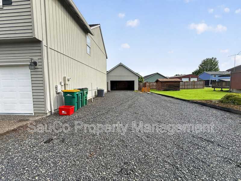34333 E Columbia Ave - Photo 2 of 20