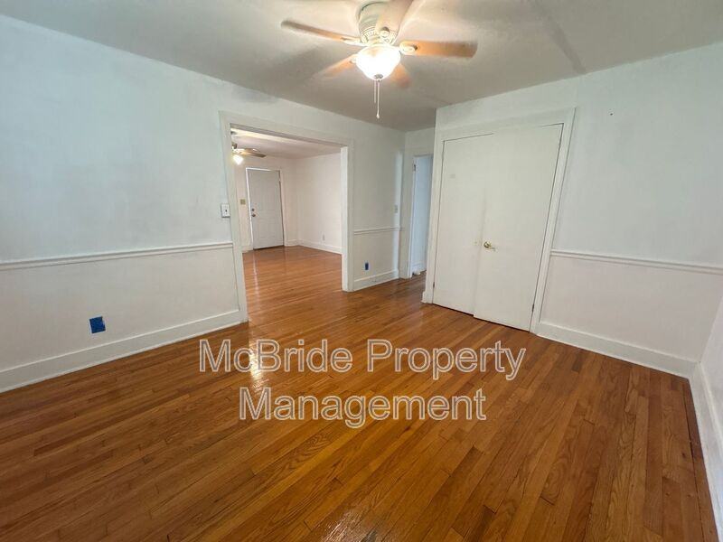 1719 Kissingbower Rd - Photo 4 of 13