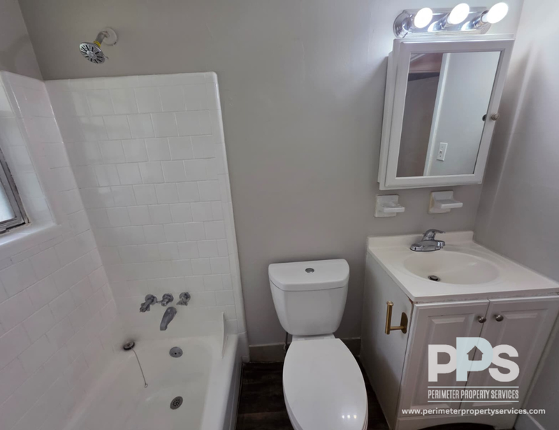 1731 Sams St Se - Photo 6 of 14