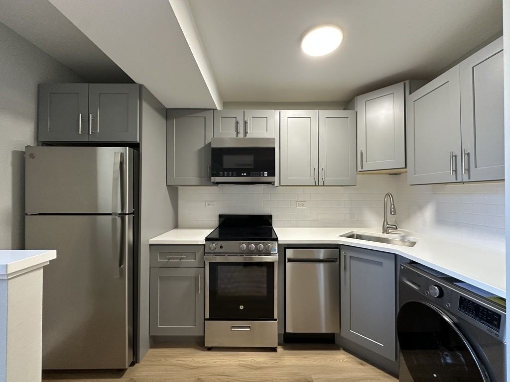 1220 N La Salle Dr #5C - Photo 2 of 21
